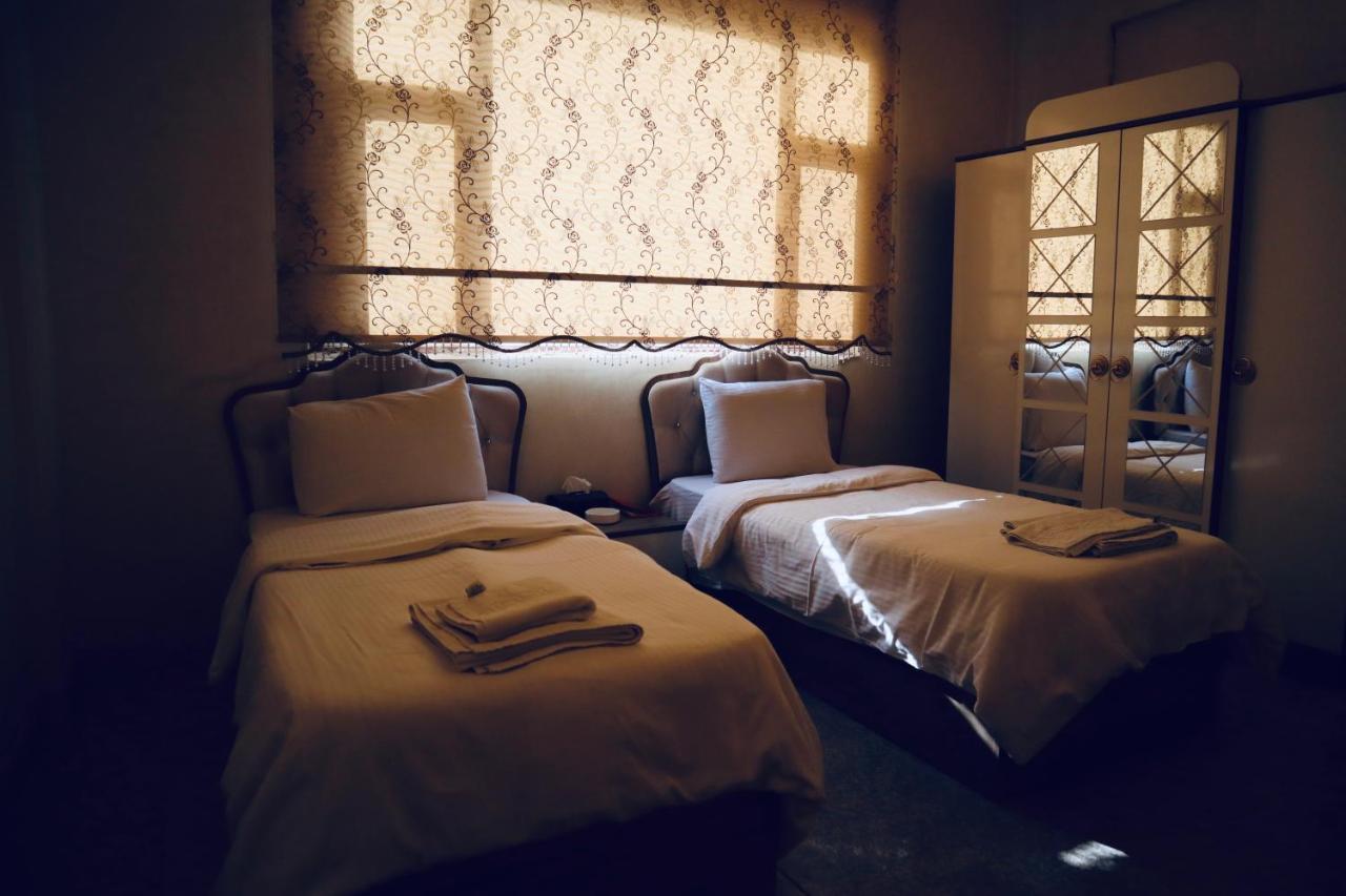 Italian House Hotel Baghdād エクステリア 写真