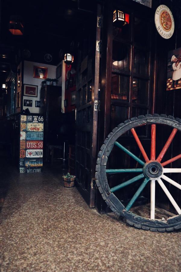 Italian House Hotel Baghdād エクステリア 写真